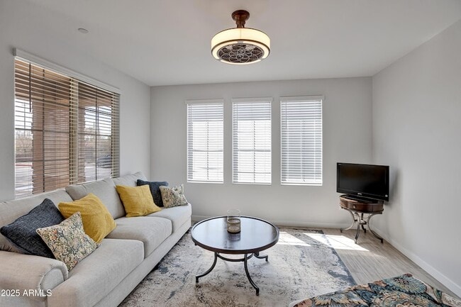 Building Photo - 4100 S Pinelake Way