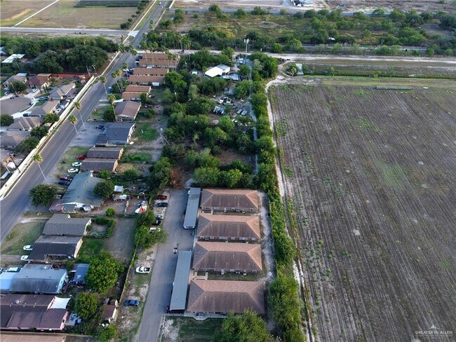 Building Photo - 10 Mile 4 Rd