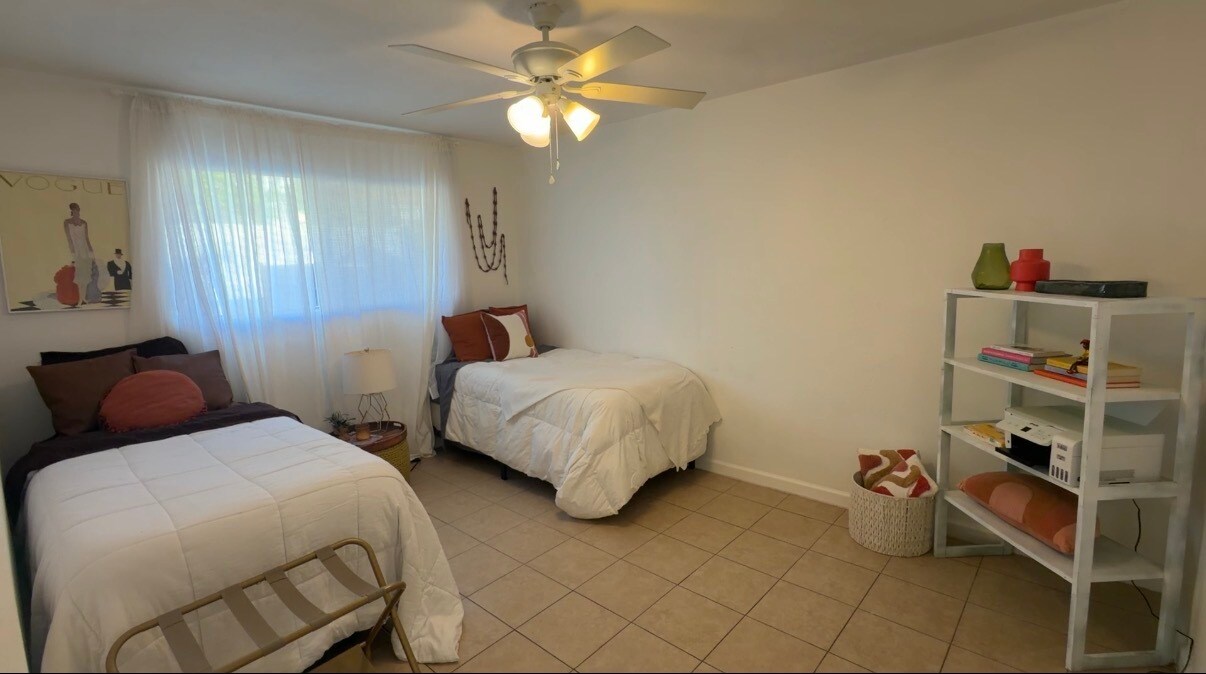 Building Photo - 52801 Avenida Alvarado