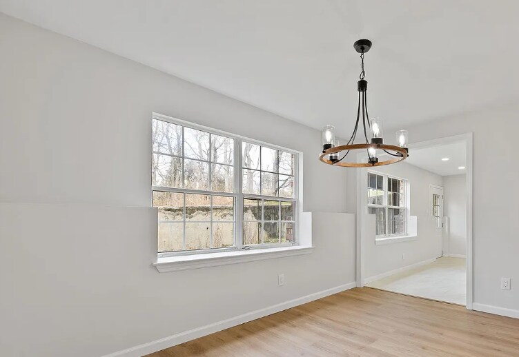 Building Photo - 41 Whisconier Vlg