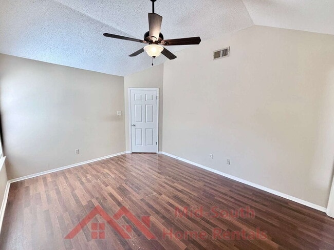 Building Photo - 8339 Honey Dew Cove