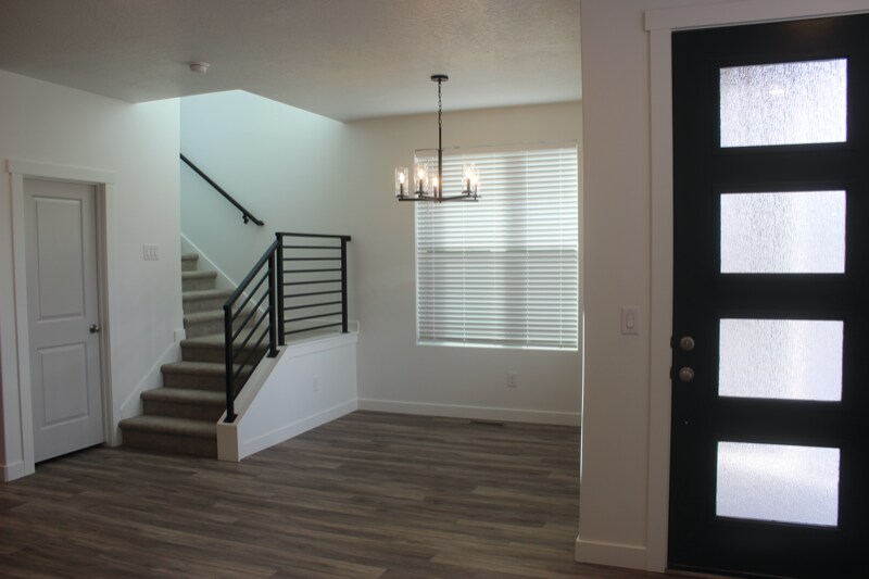 Building Photo - 98 E 1760 N