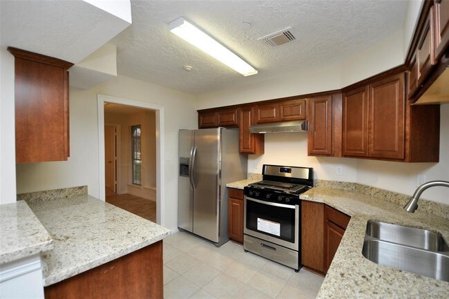Primary Photo - 15631 Fox Springs Dr