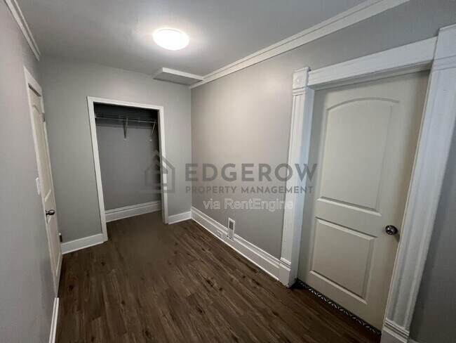 Building Photo - 300 Gunnison Ave SW