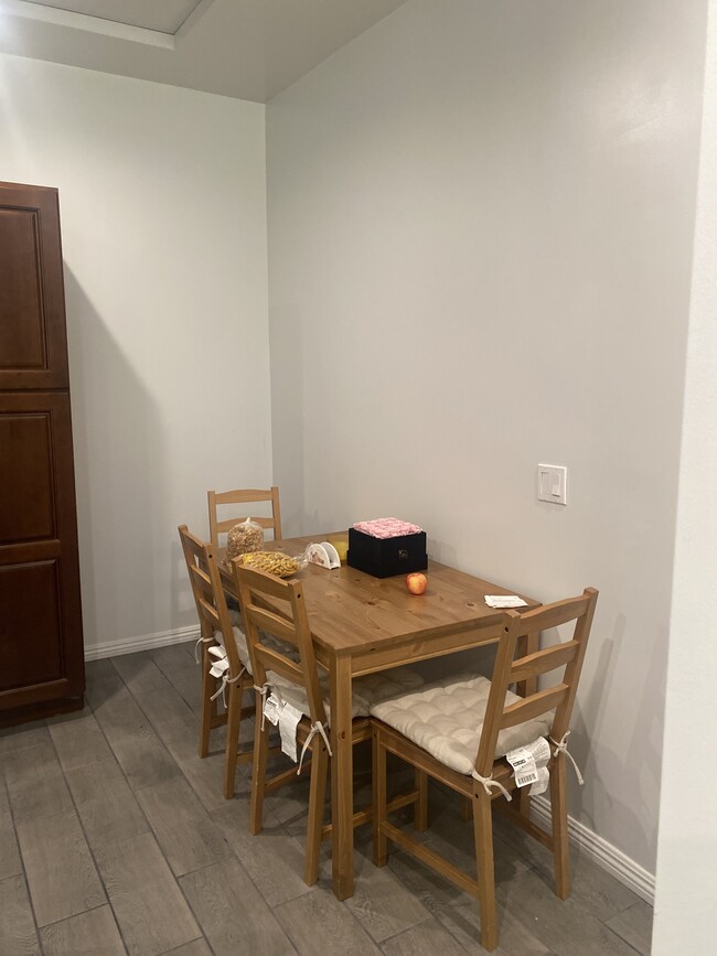 Dining room area - 13732 Mindora Ave