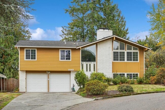 Building Photo - 5 bedroom in Renton WA 98058