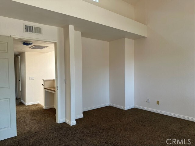 Building Photo - 11857 Seneca Way