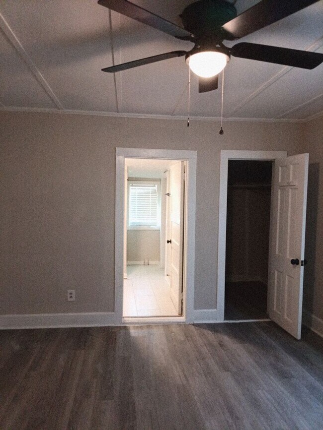 Building Photo - Cozy 3 Bedroom Home with Fenced Yard – Available Now in Augusta!