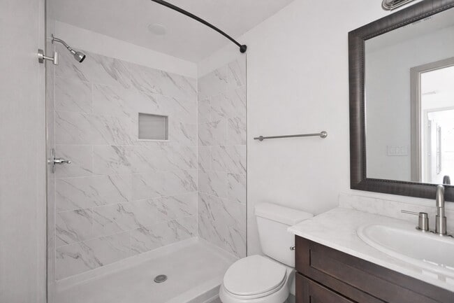 Building Photo - 113 Bolden St