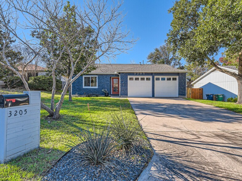 Building Photo - 3205 Kittyhawk Cv