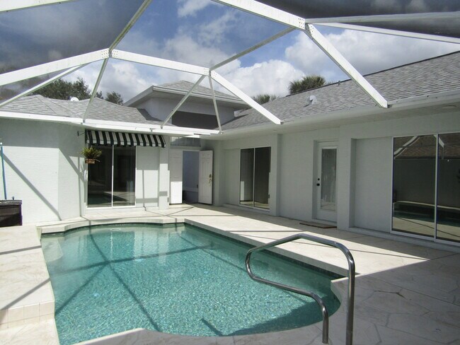 Building Photo - 198 Venice Palms Blvd