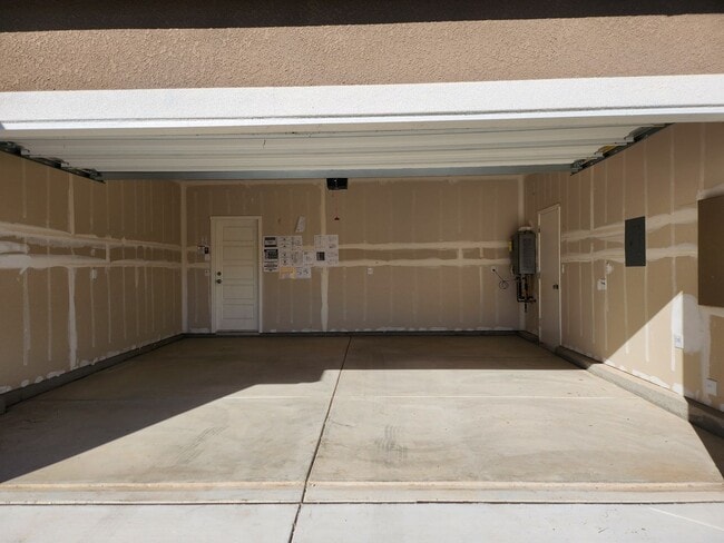 Building Photo - SOLAR, Park across the street