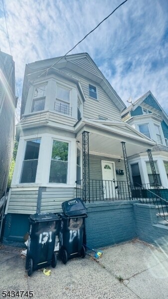 Building Photo - 131 S 8th St