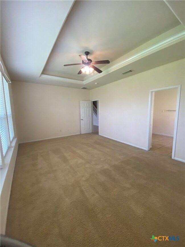 Building Photo - 6111 Graphite Dr