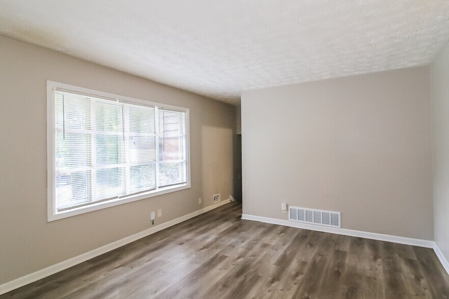 Building Photo - 2725 Westford Ct SW