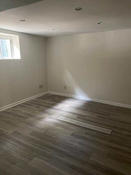 Playroom/Den - 3278 Highland Dr