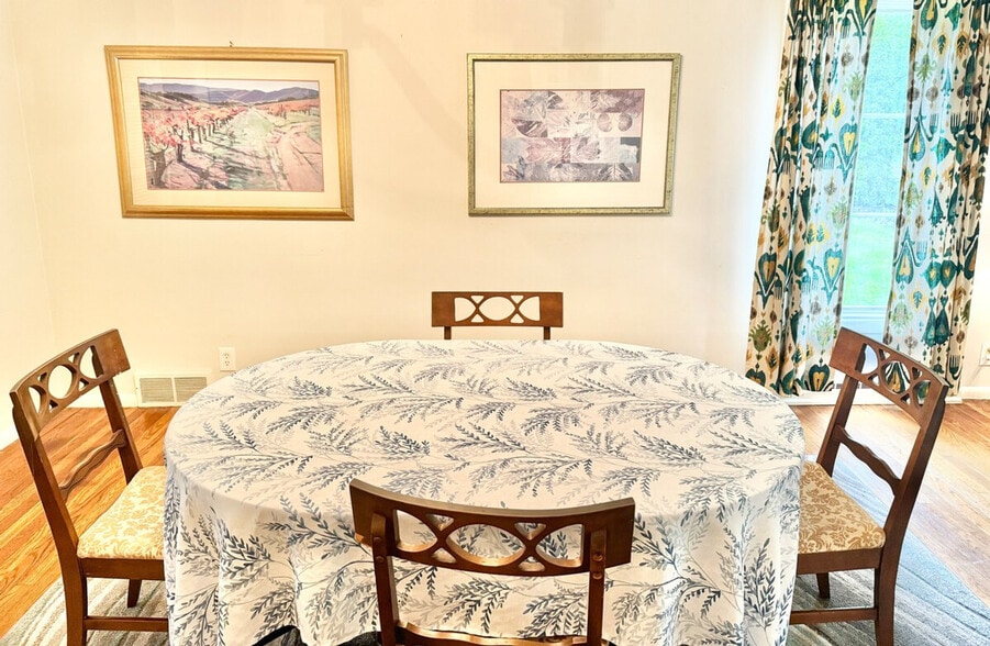 Building Photo - 15681 Wyatt Rd