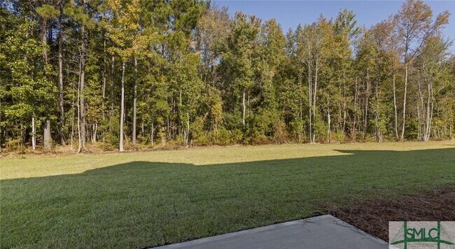 Building Photo - 105 Creekside Blvd