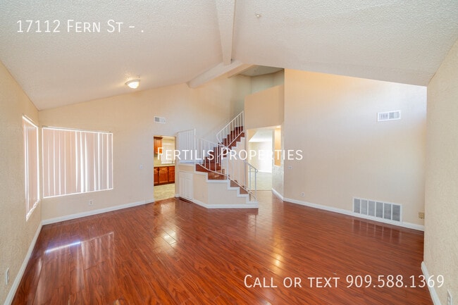Building Photo - 17112 Fern St