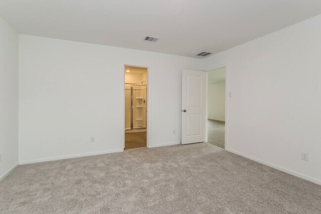 Building Photo - 15215 Abella Dr