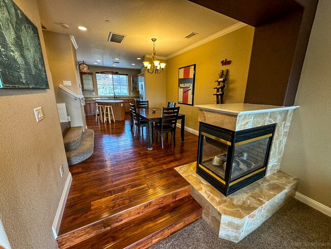 Building Photo - 3096 Sterling Ridge Cir