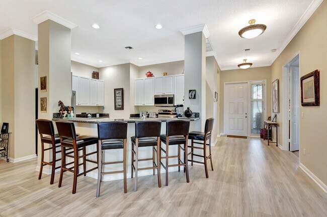 Building Photo - 2941 Twin Oaks Way
