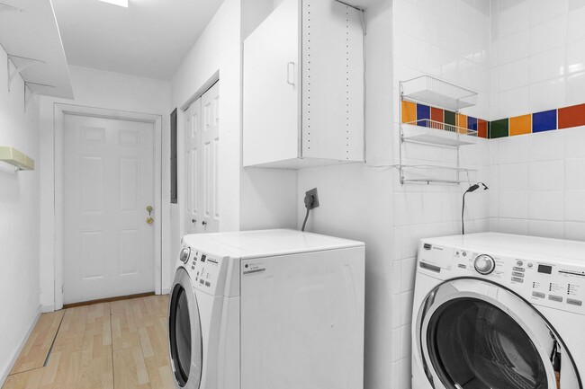 Building Photo - PENDING