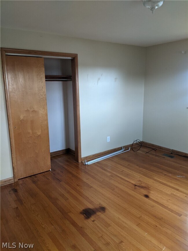 Building Photo - 51392 Breezy Hill Rd