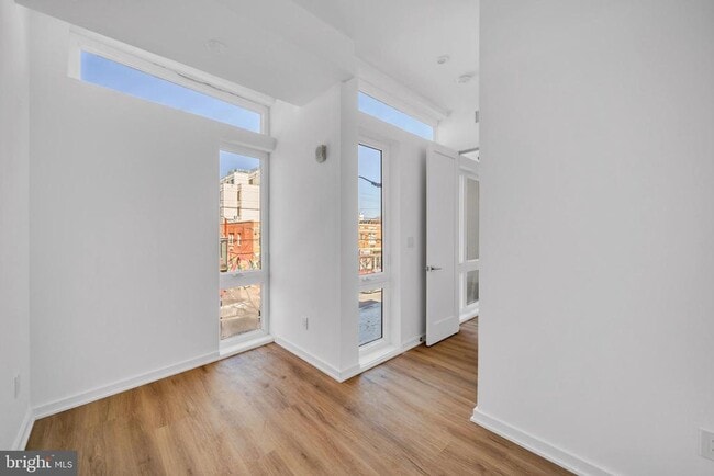 Building Photo - 710 Kennedy St NW