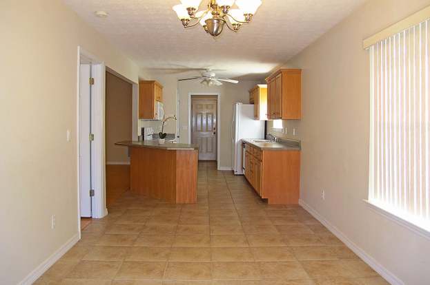 Building Photo - 4150 Oak Pointe Dr