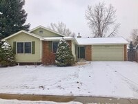 Building Photo - 2243 Cedarwood Dr
