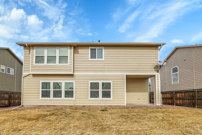 Building Photo - $2,540.95 - 4 Bed, 2.5 Bath Home in CO Springs with Fenced in Yard and 3 Car Garage!