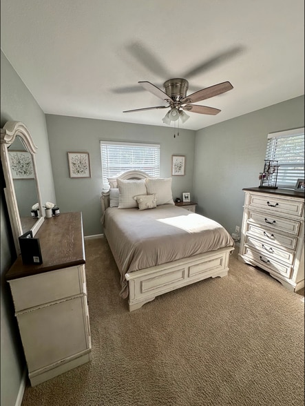 Building Photo - 6206 S Church Ave