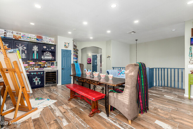Building Photo - 20475 E Palomino Dr