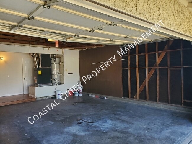 Building Photo - 12675 Verdugo Ave