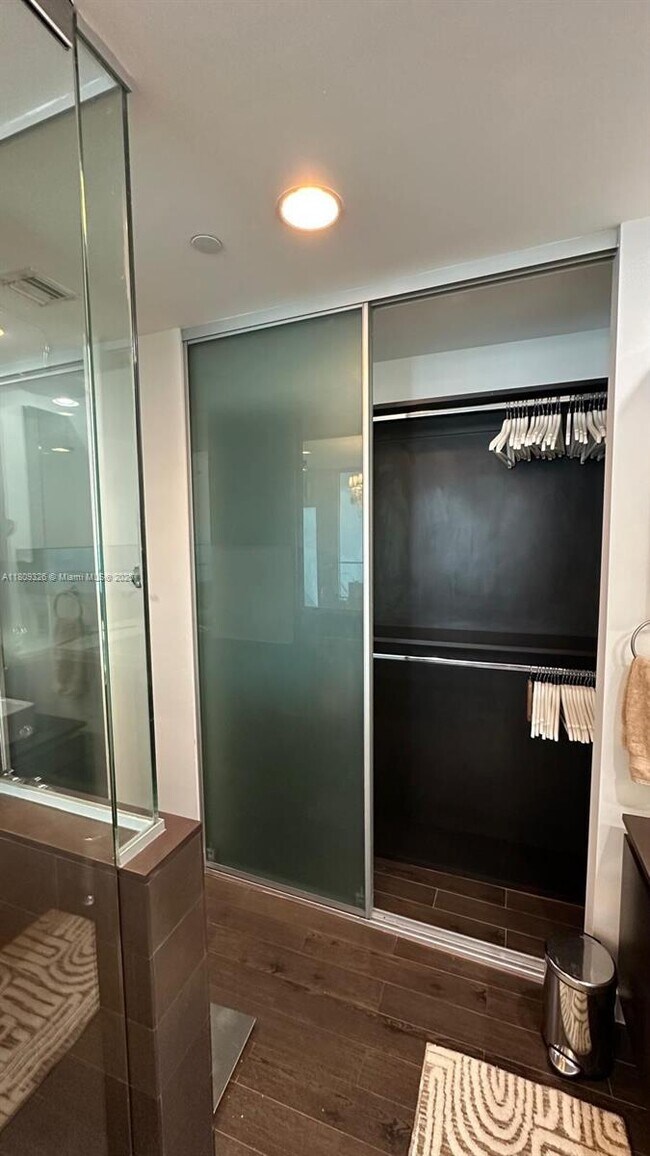 Building Photo - 1040 Biscayne Blvd