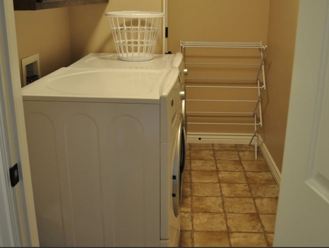 Building Photo - 285 S 810 W