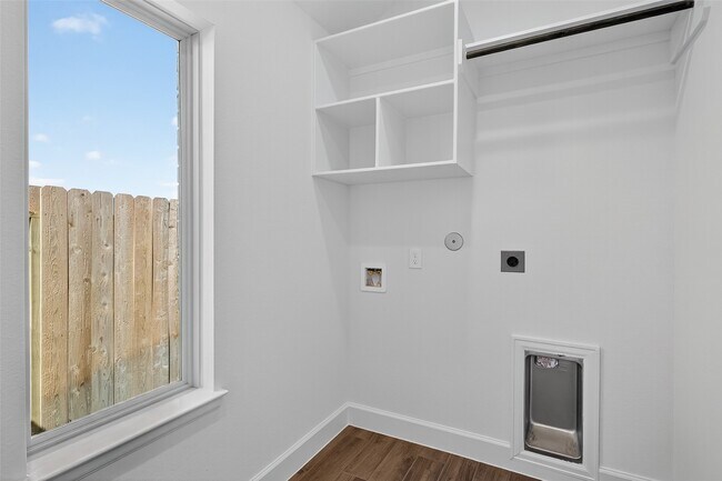 Building Photo - 2706 Sunrise Fld Ln