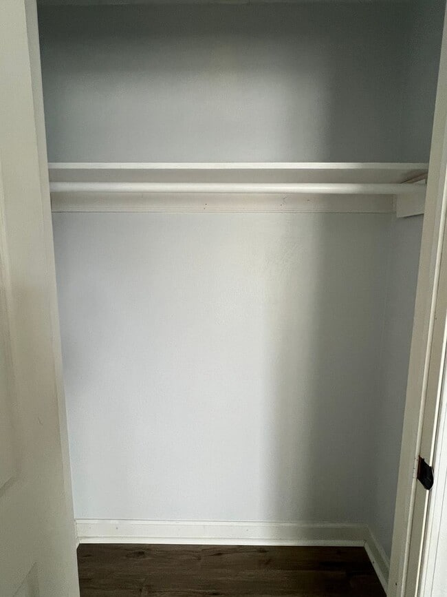 Building Photo - 98 Chautauqua Ave