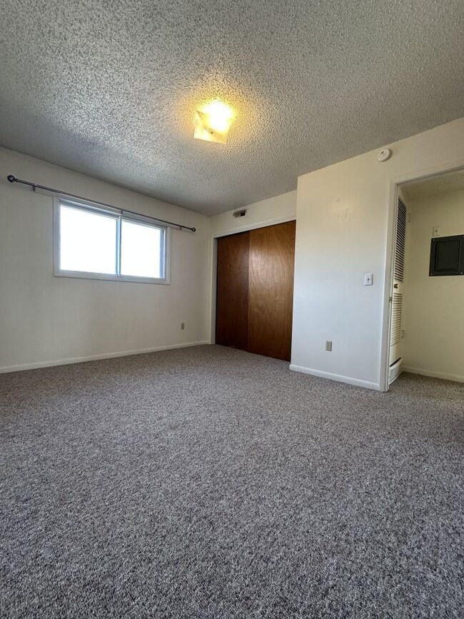 Building Photo - 2 bedroom in Billings MT 59102