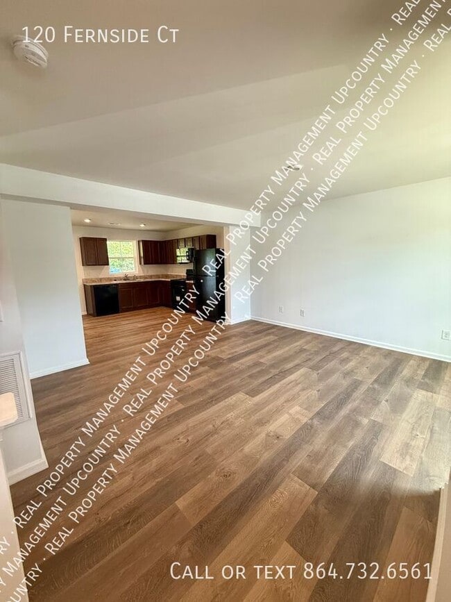 Building Photo - 120 Fernside Ct