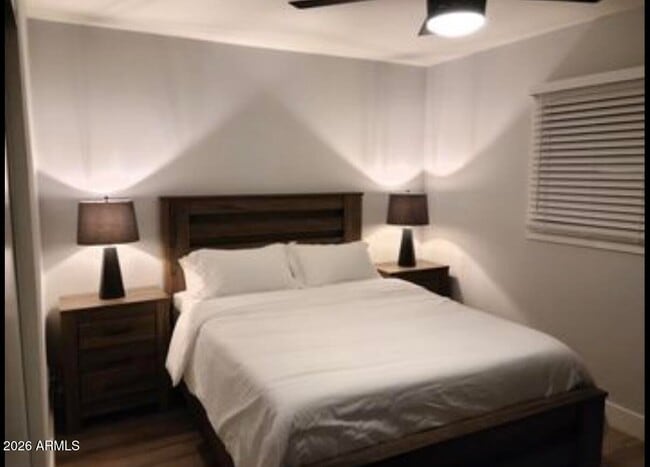 Building Photo - 936 E Hermosa Dr