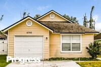 Building Photo - 8790 Townsquare Dr S