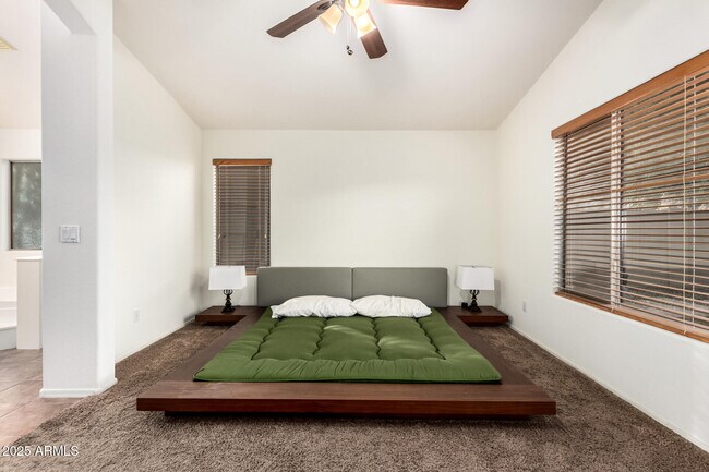 Building Photo - 17530 W Wind Drift Ct