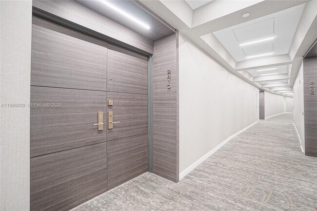 Building Photo - 9 Island Ave