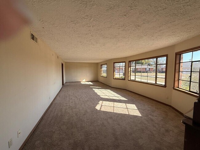 Building Photo - 3601 NW 62nd St