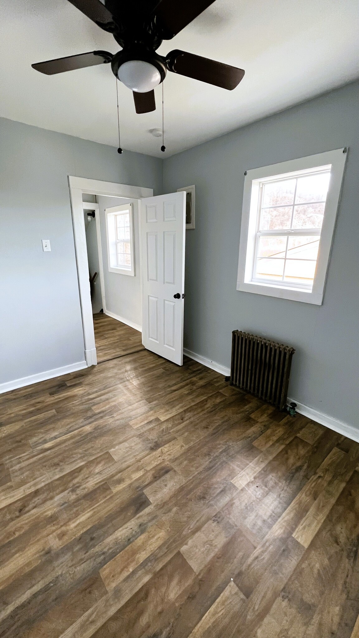 spare bedroom - 414 Erie Ave