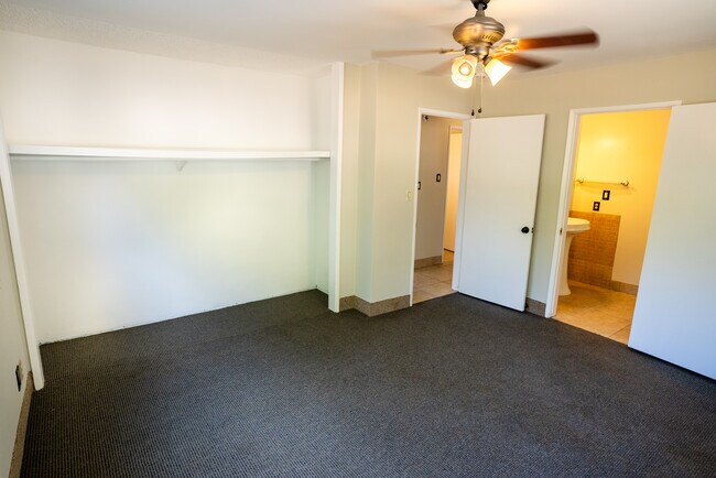 Building Photo - 20724 Palomar St
