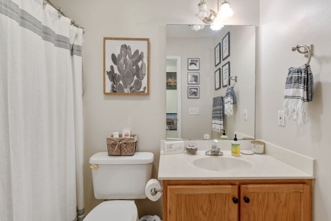 Building Photo - 303 Harbor Trce