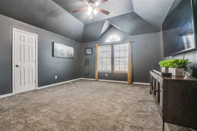 Building Photo - 2731 Vela